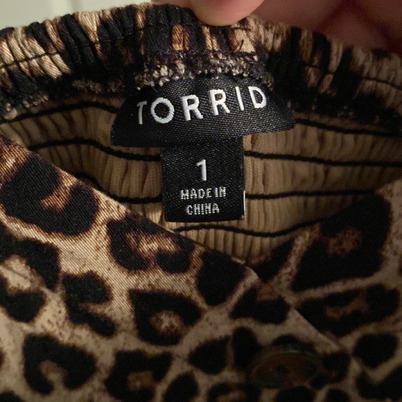 ❗️NWOT Cheetah Print Dress (w/pockets!) - Picture 5 of 10
